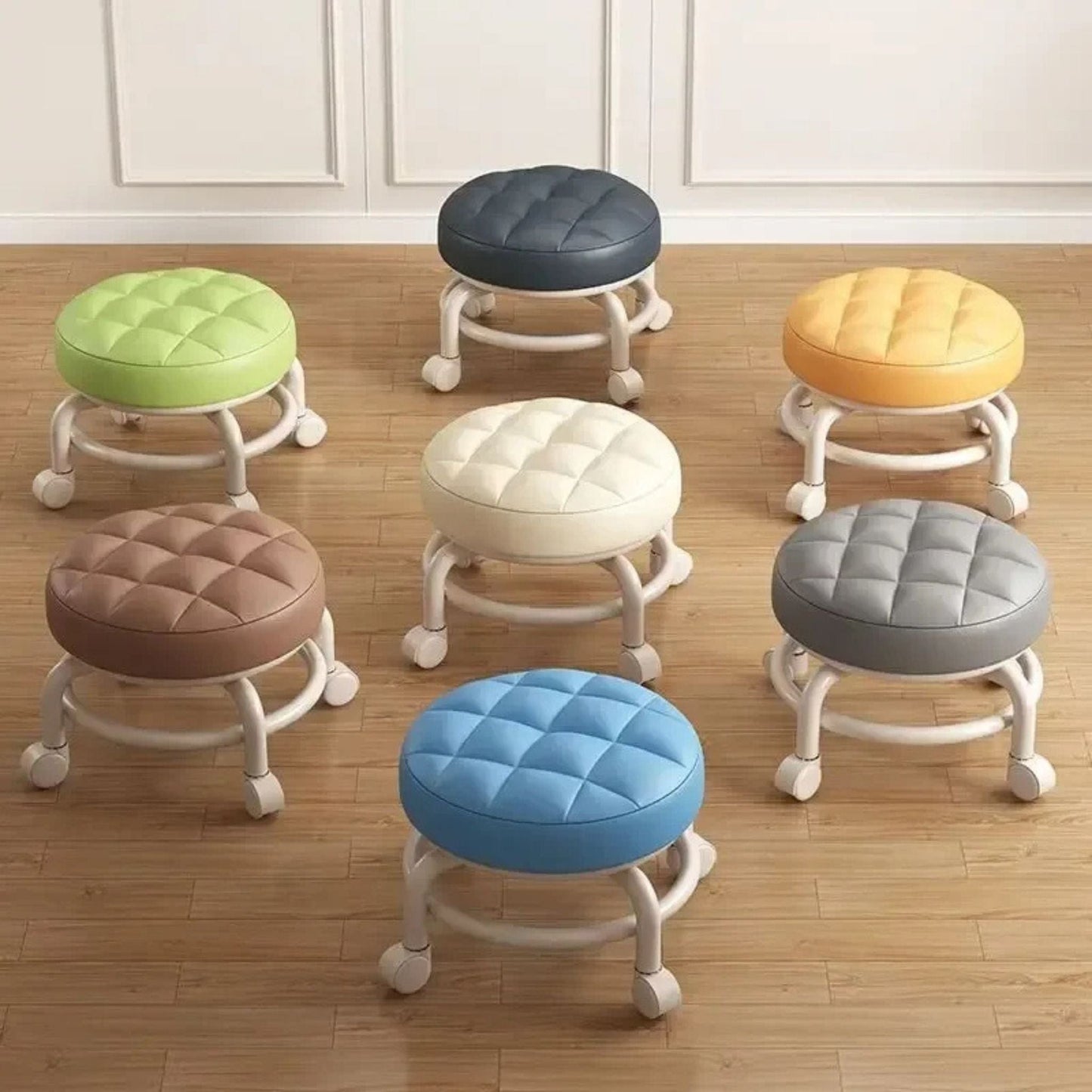 Tabouret avec roulettes | UT. Noir